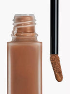CHANEL Ultra Le Teint Le Correcteur Ultrawear All-Day Comfort Flawless Finish Concealer