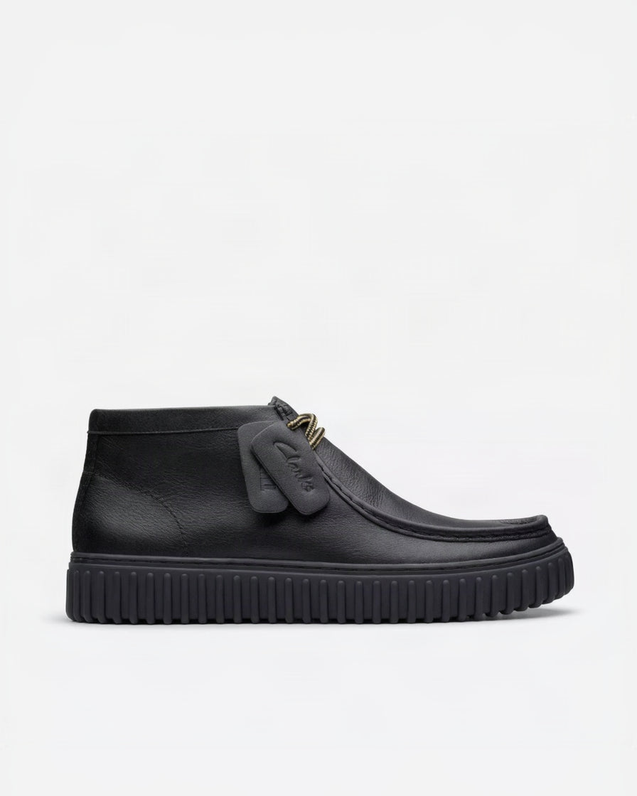 Clarks Torhill Hi Ankle Boot - Black Leather