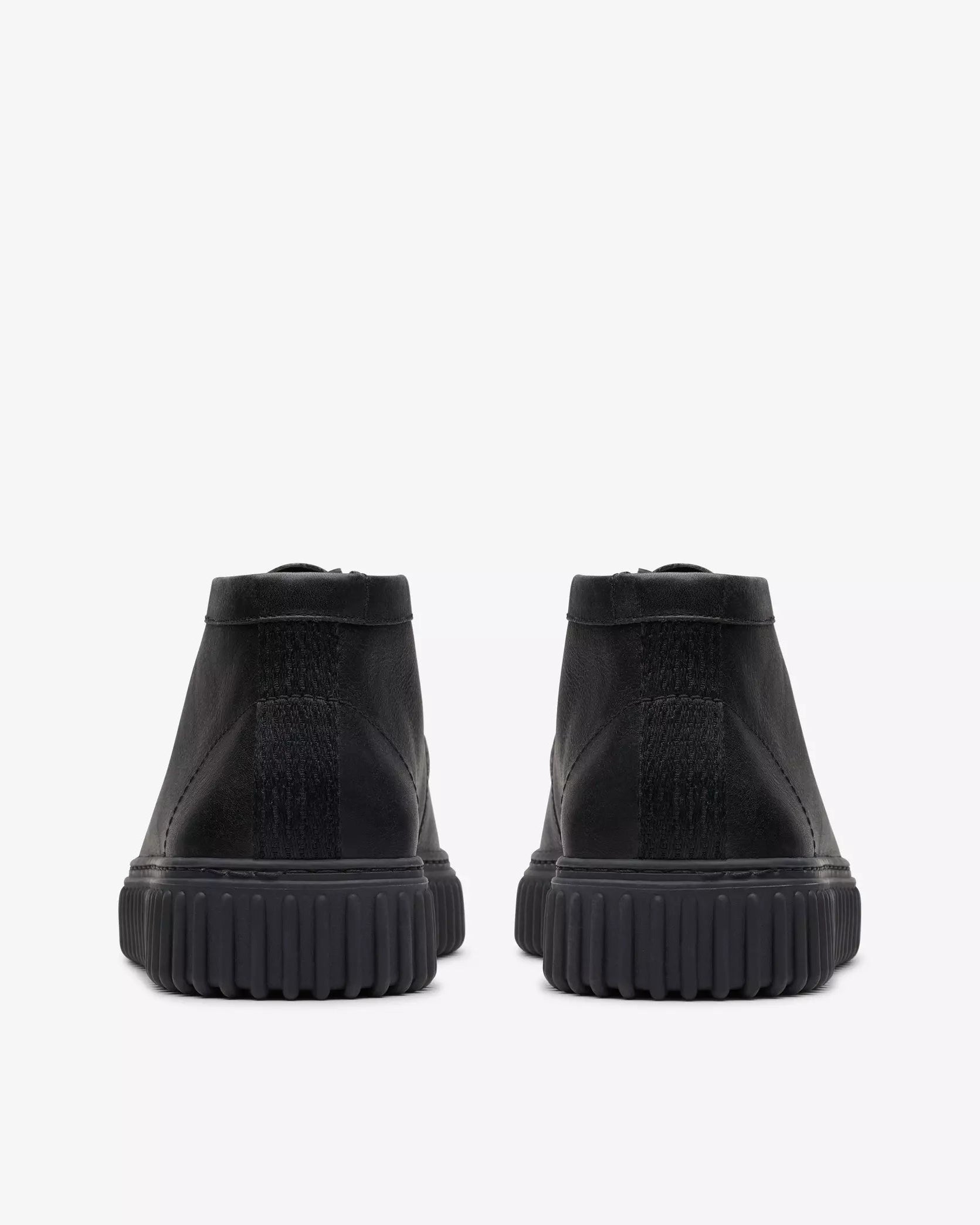 Clarks Torhill Hi Ankle Boot - Black Leather