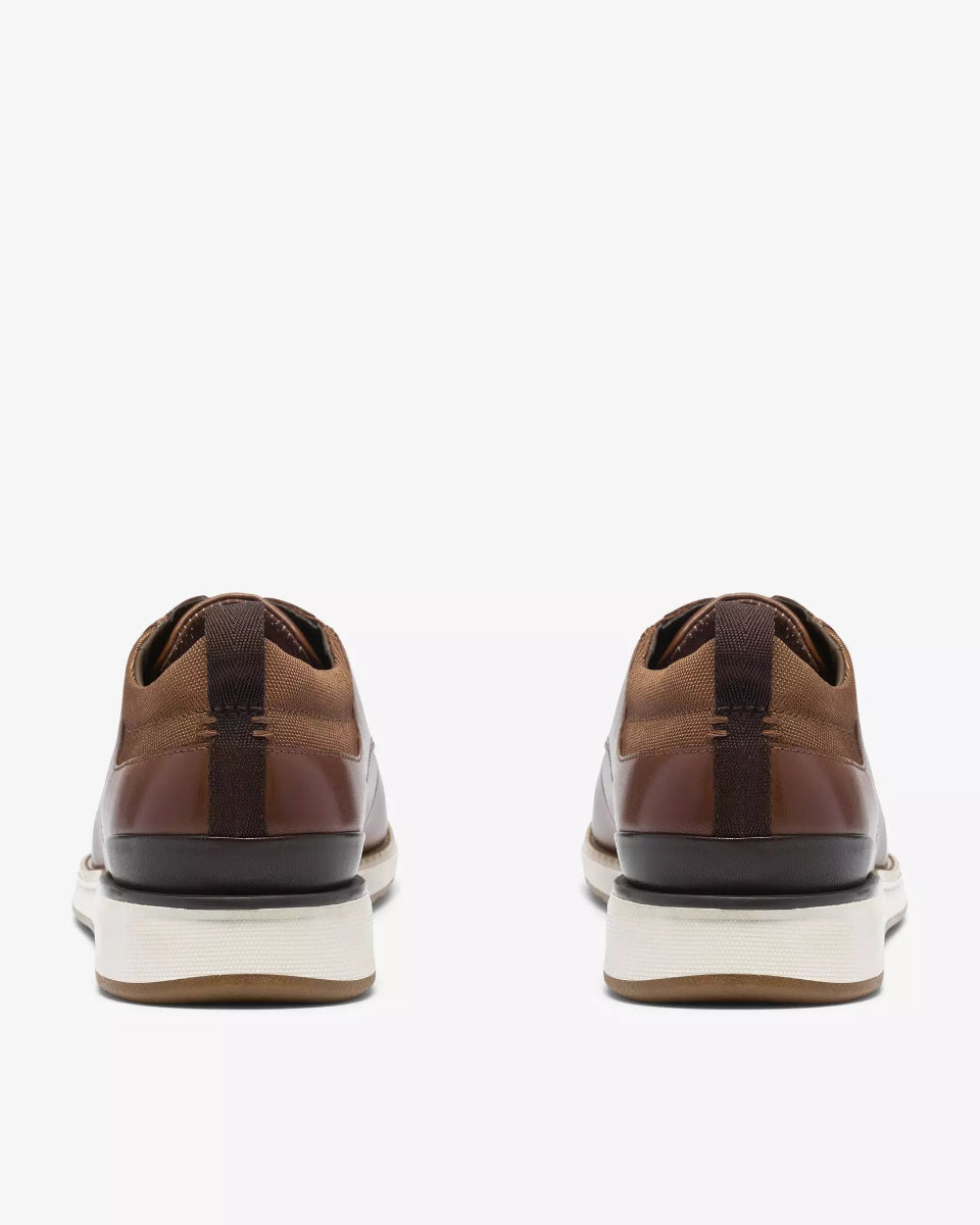 Clarks FlexHybrid - LuxxeCoast