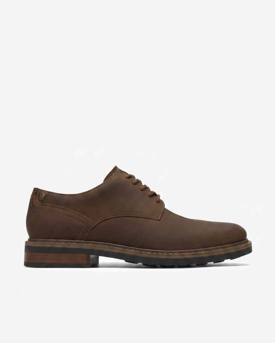 Clarks Newford Lace – Beeswax - LuxxeCoast