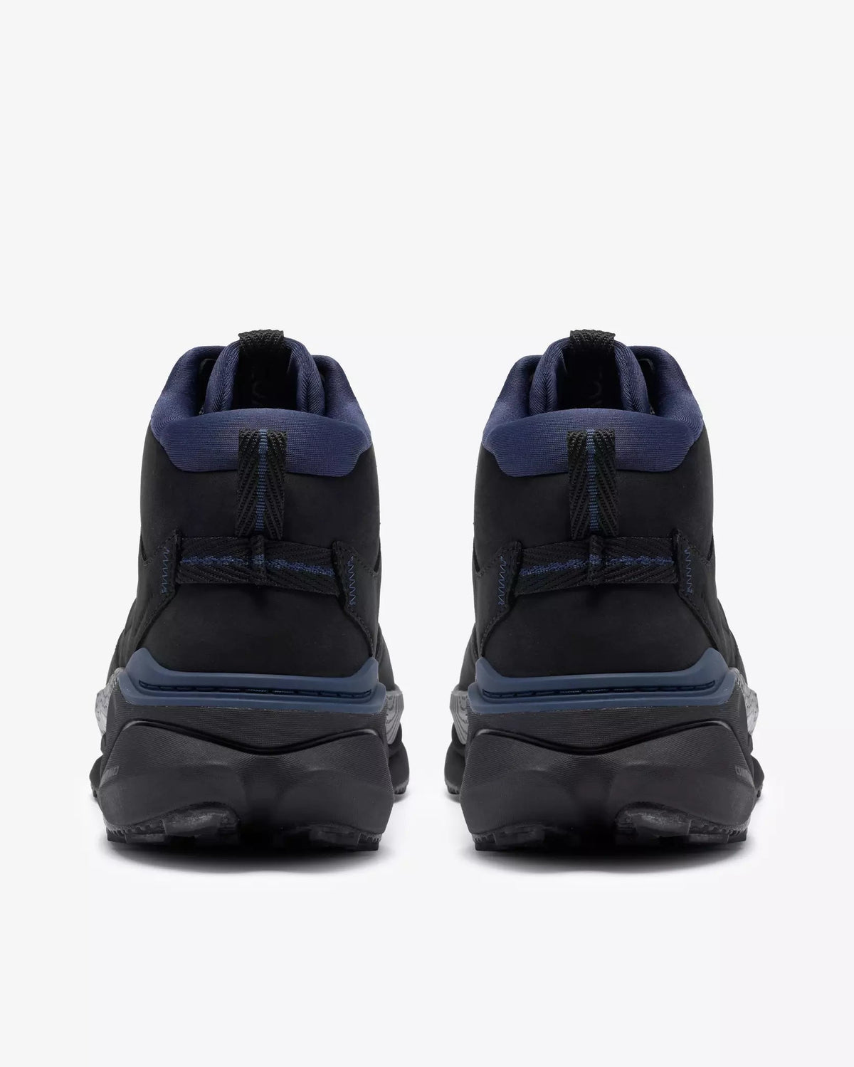 Clarks Pace Trail Hi Waterproof - Black