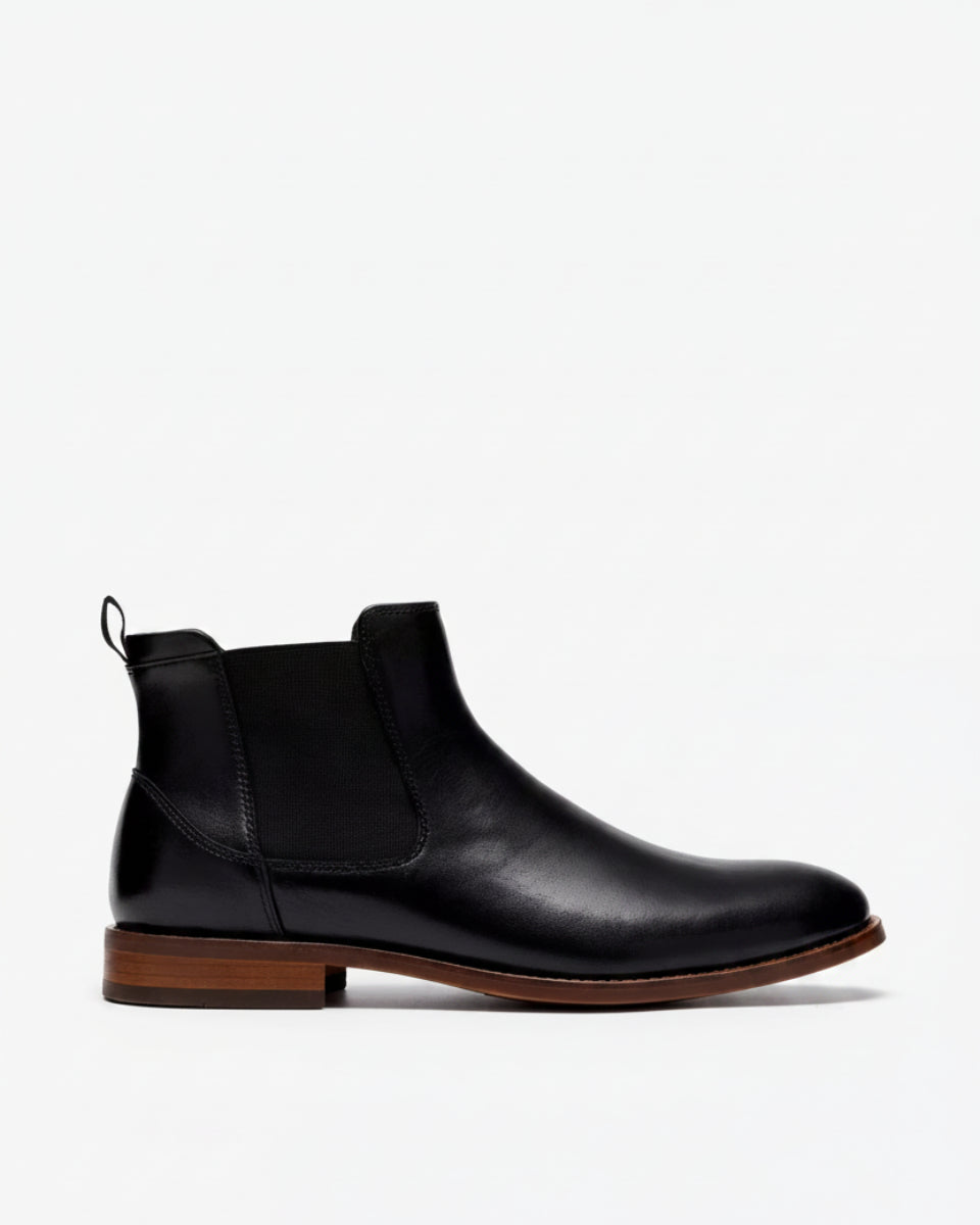 Clarks Bowburn Top – Black Leather - LuxxeCoast