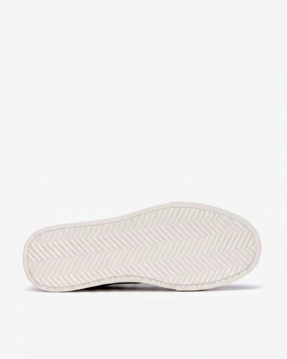 Clarks Lydford Tie – Cola Suede - LuxxeCoast