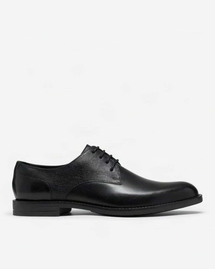 Clarks Bathford Lace Black Leather