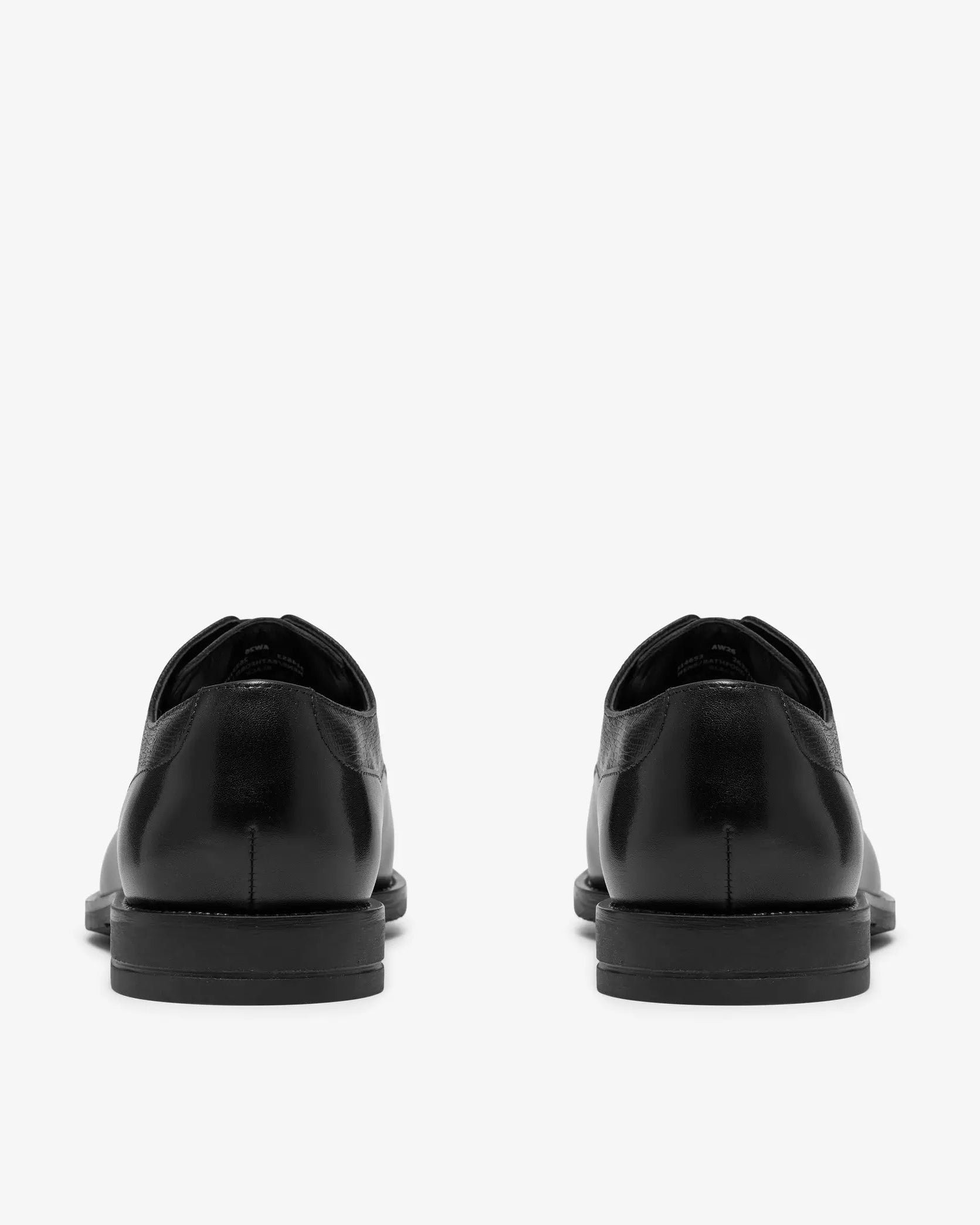 Clarks Bathford Lace Black Leather