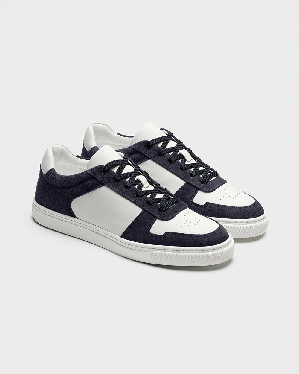 ETQ LT 07 White / Blueberry Premium Nappa / Mediterranean Suede