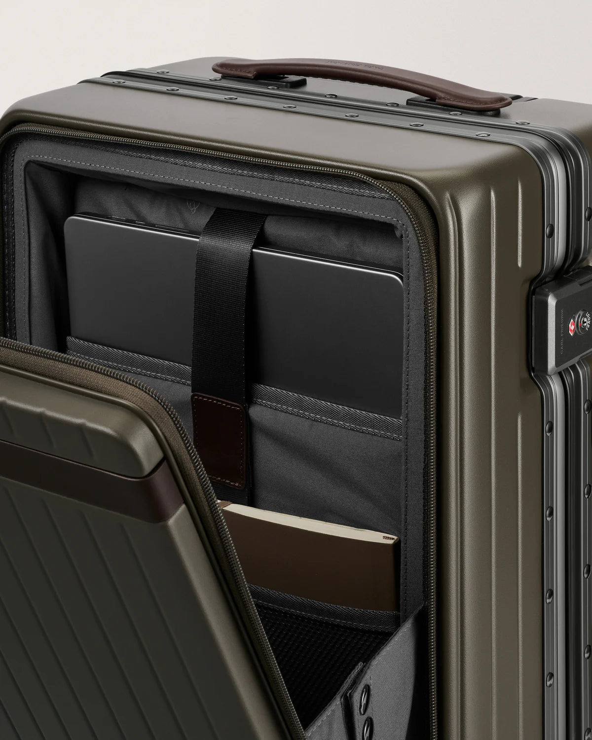 Carl Friedrik The Carry-on X (Hybrid) - Olive/Chocolate