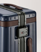 Carl Friedrik The Carry-on (Hybrid) - Navy/Hackett