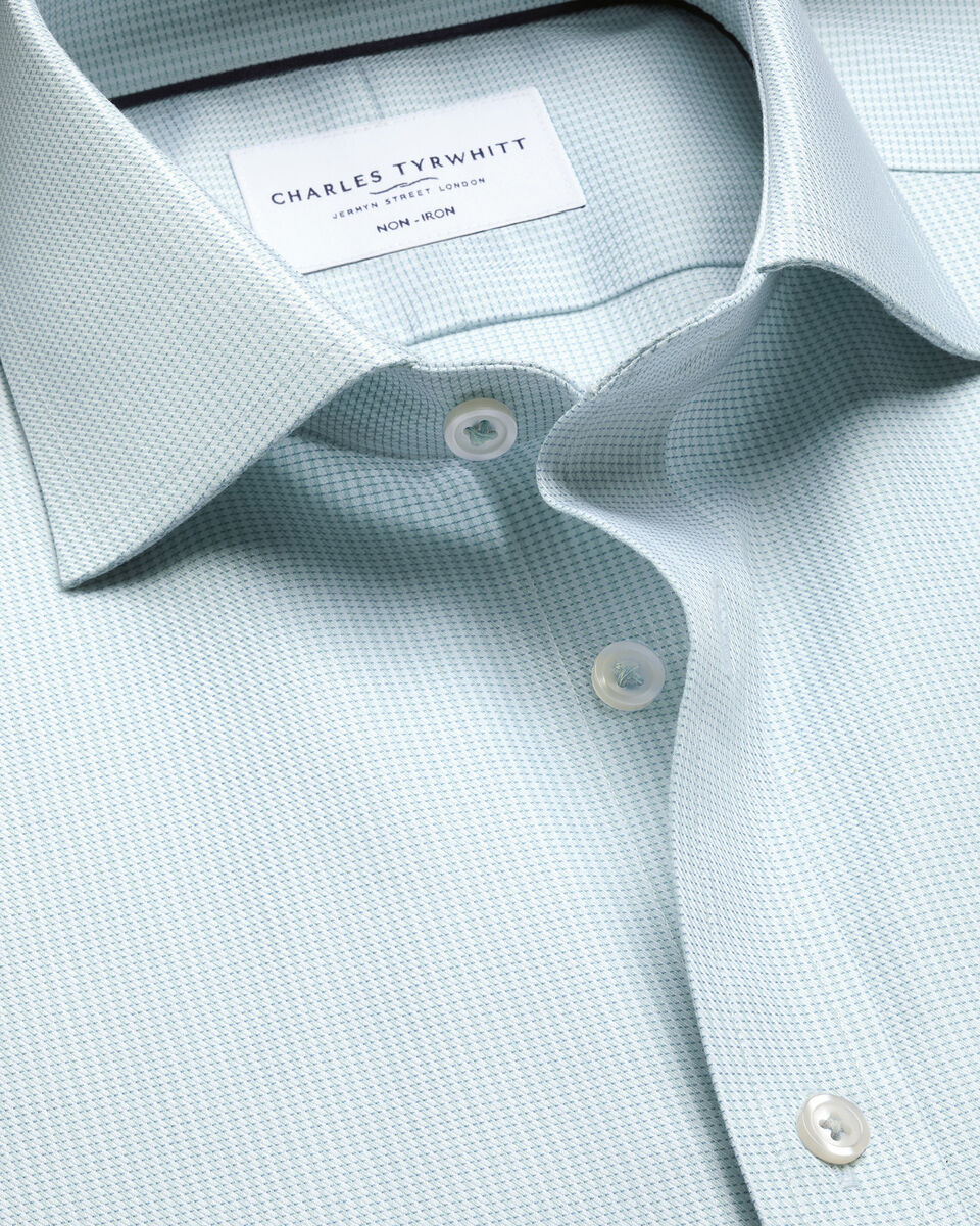 Charles Tyrwhitt Non-Iron Stretch Greenwich Weave Shirt – Aqua Green