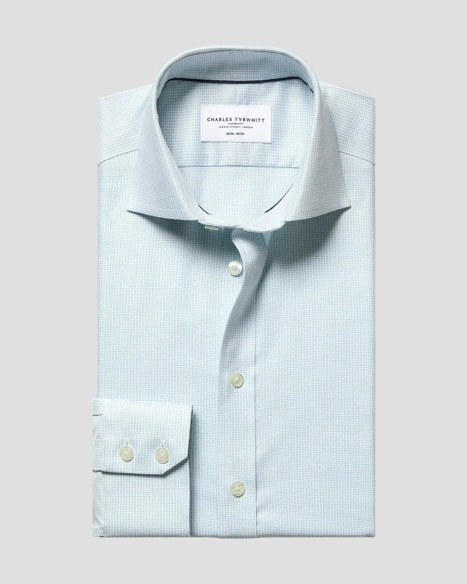 Charles Tyrwhitt Non-Iron Stretch Greenwich Weave Shirt – Aqua Green