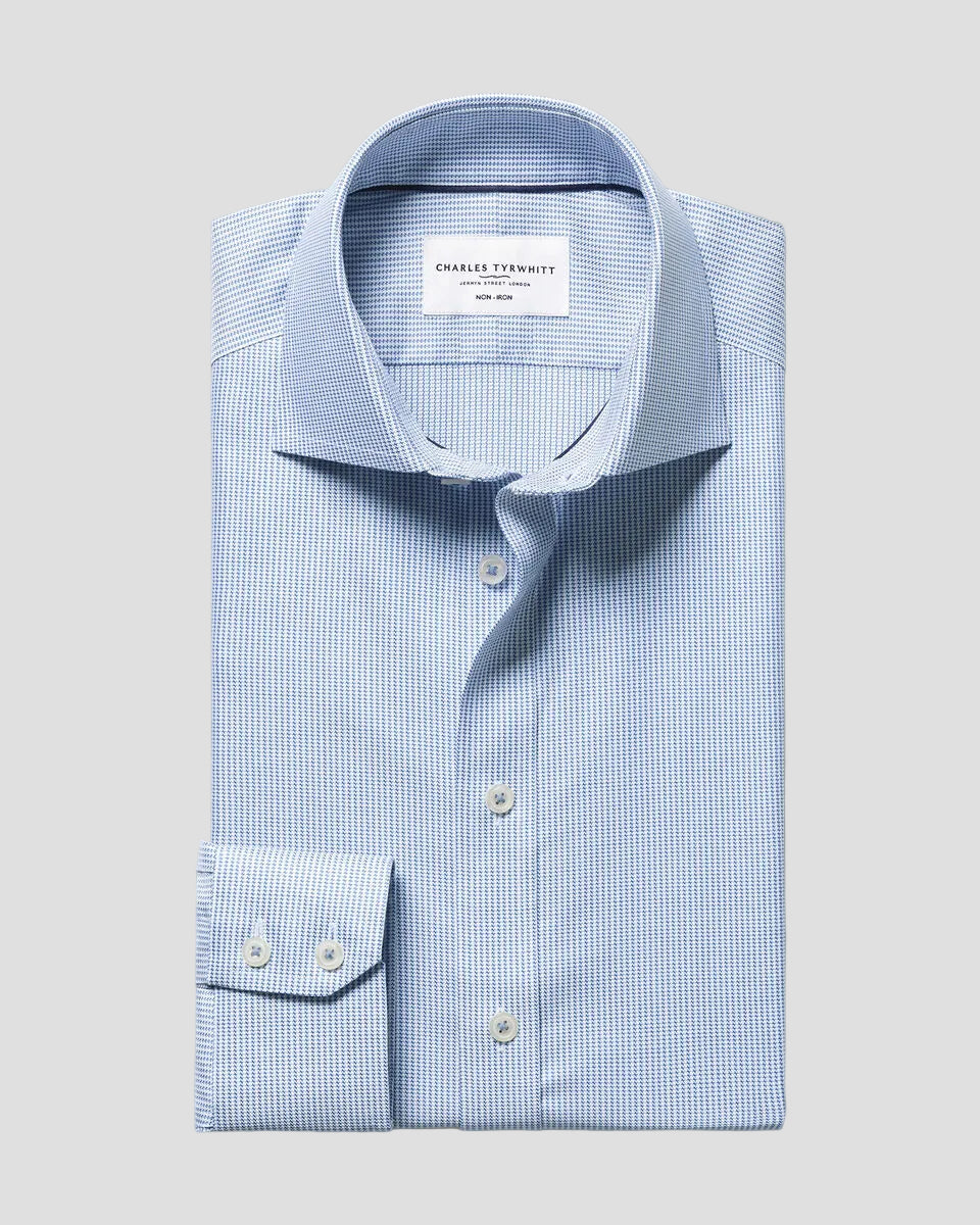 Charles Tyrwhitt Non-Iron Stretch Greenwich Weave Shirt – Indigo Blue