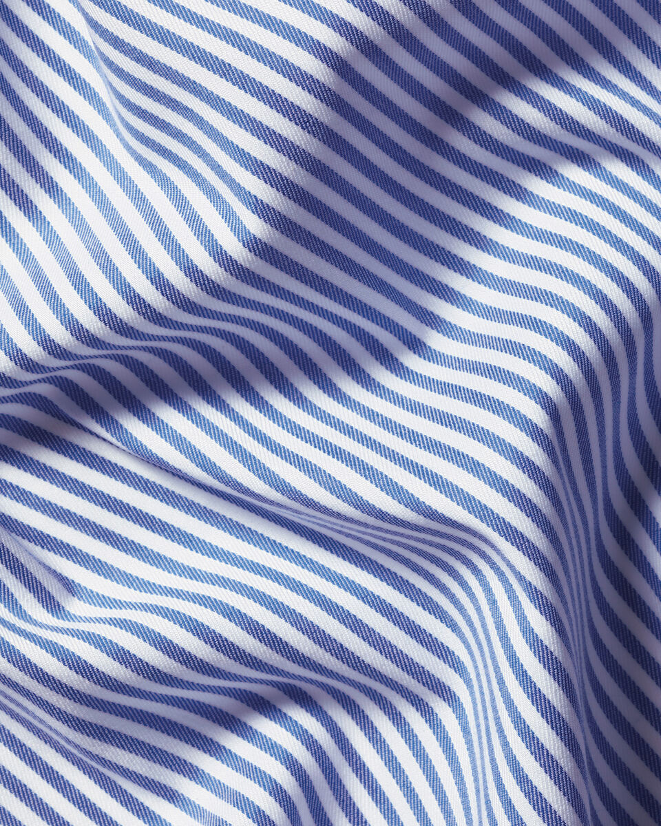Charles Tyrwhitt Non-Iron Performance Twill Stripe Shirt - Royal Blue