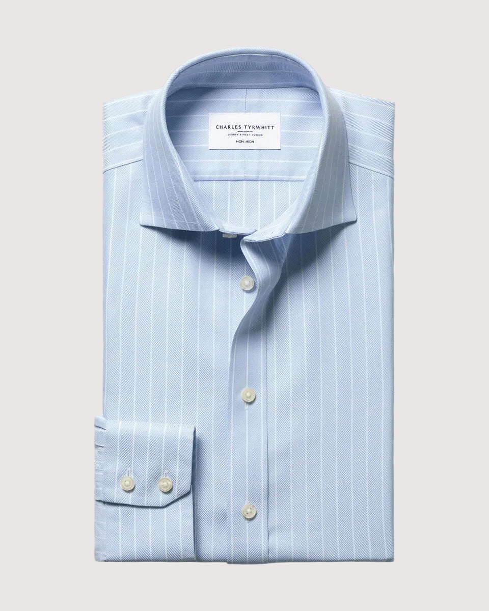 Charles Tyrwhitt Cutaway Collar Non-Iron Herringbone Stripe Shirt - Light Blue