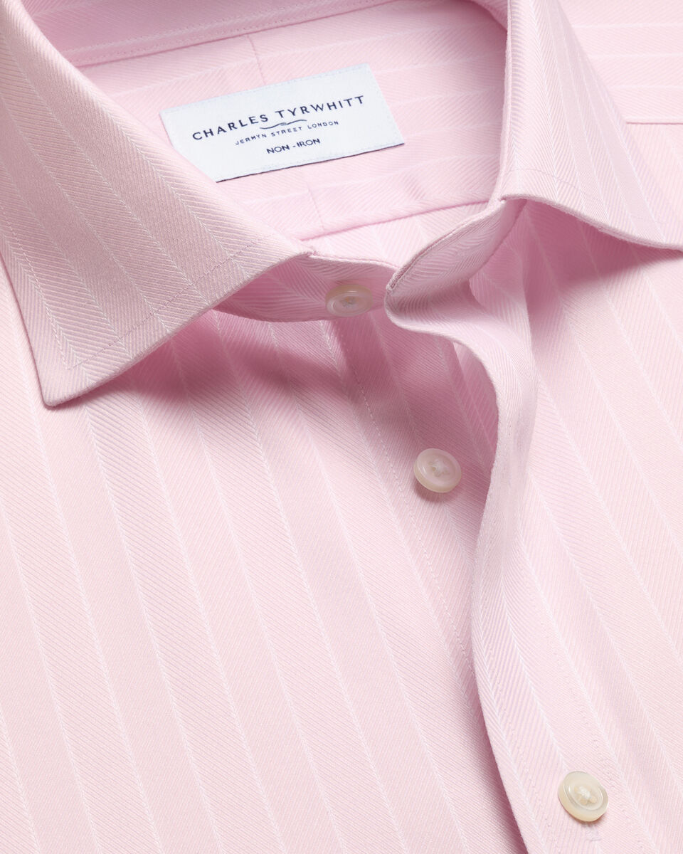 Charles Tyrwhitt Cutaway Collar Non-Iron Herringbone Stripe Shirt - Light Pink