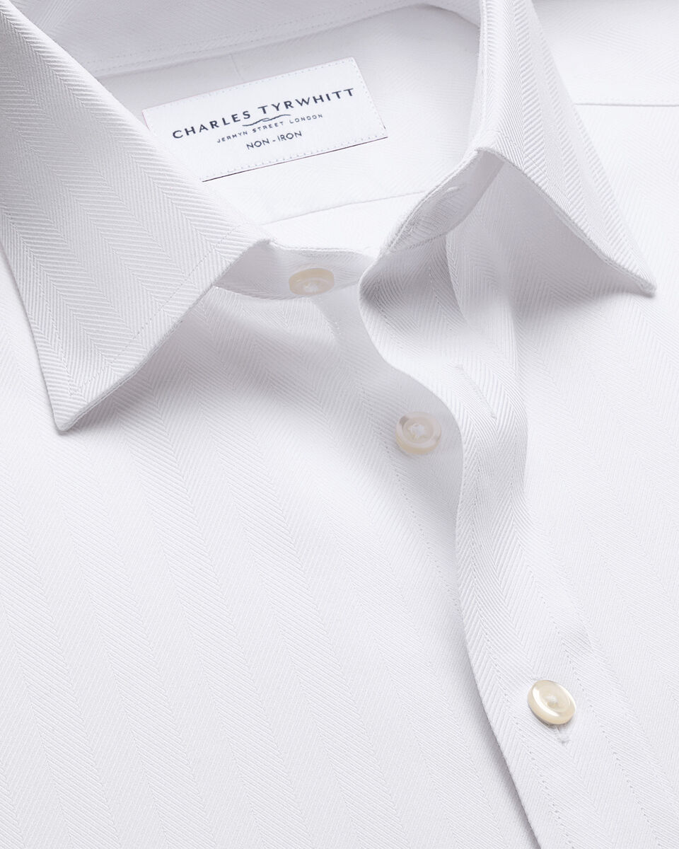 Charles Tyrwhitt Non-Iron Herringbone Shirt - White