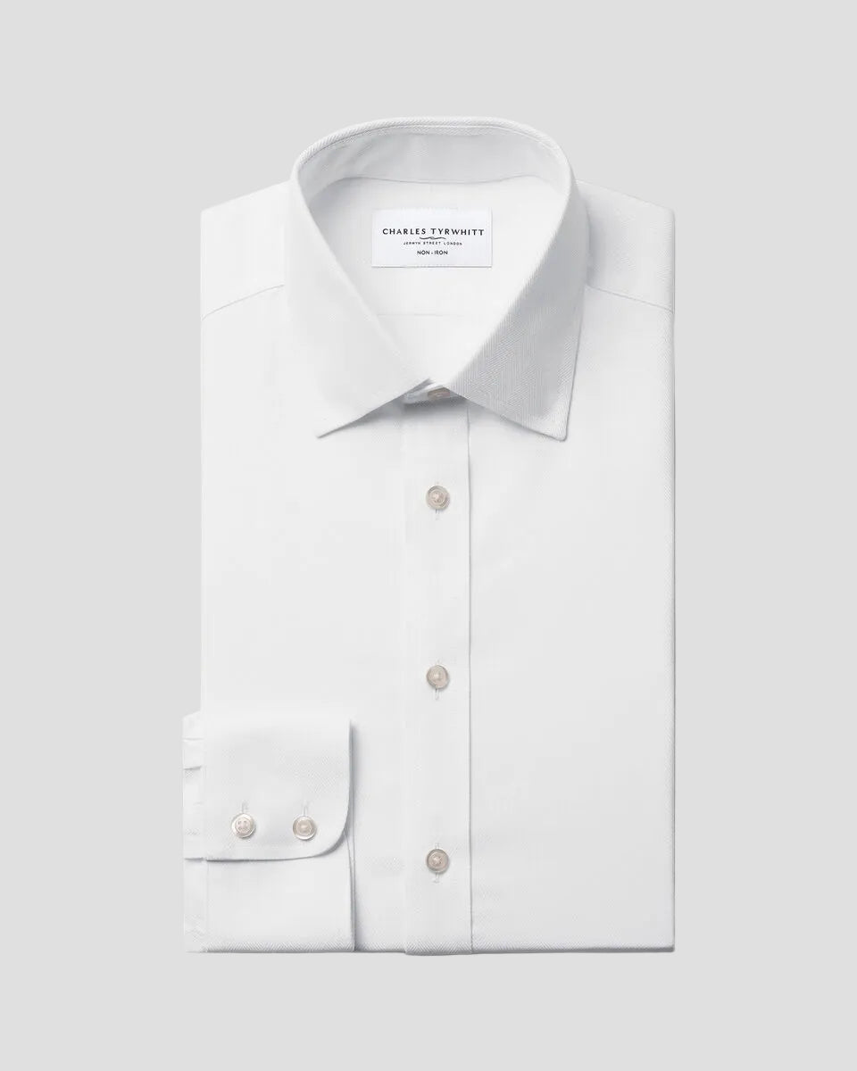 Charles Tyrwhitt Non-Iron Herringbone Shirt - White