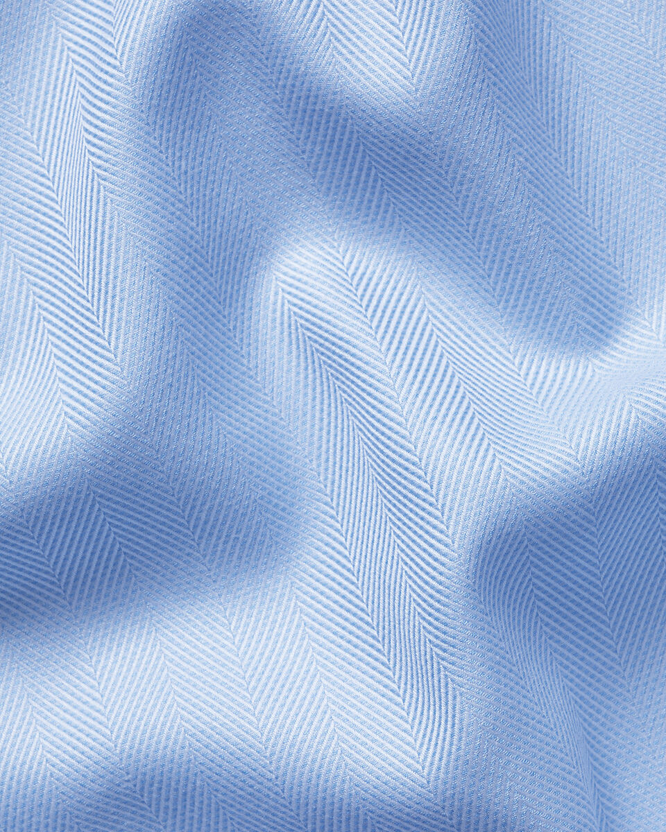 Charles Tyrwhitt Cutaway Collar Non-Iron Herringbone Shirt - Sky Blue