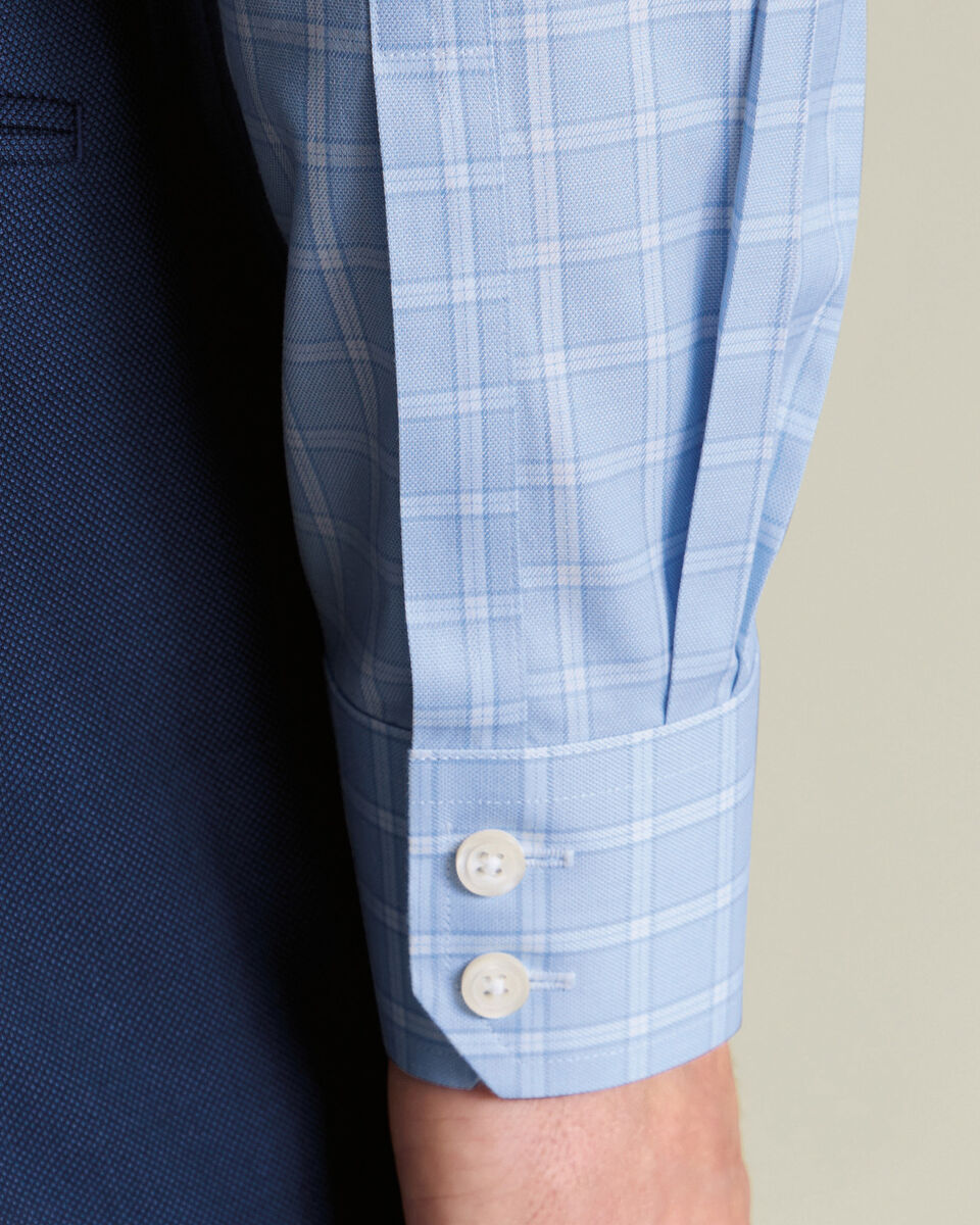 Charles Tyrwhitt Non-Iron Twill Check Shirt - Sky Blue