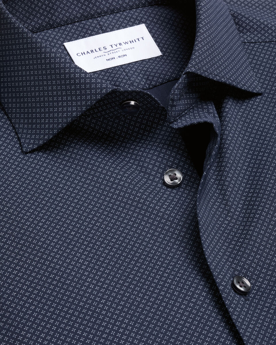 Charles Tyrwhitt Non-Iron Performance Print Shirt - Navy