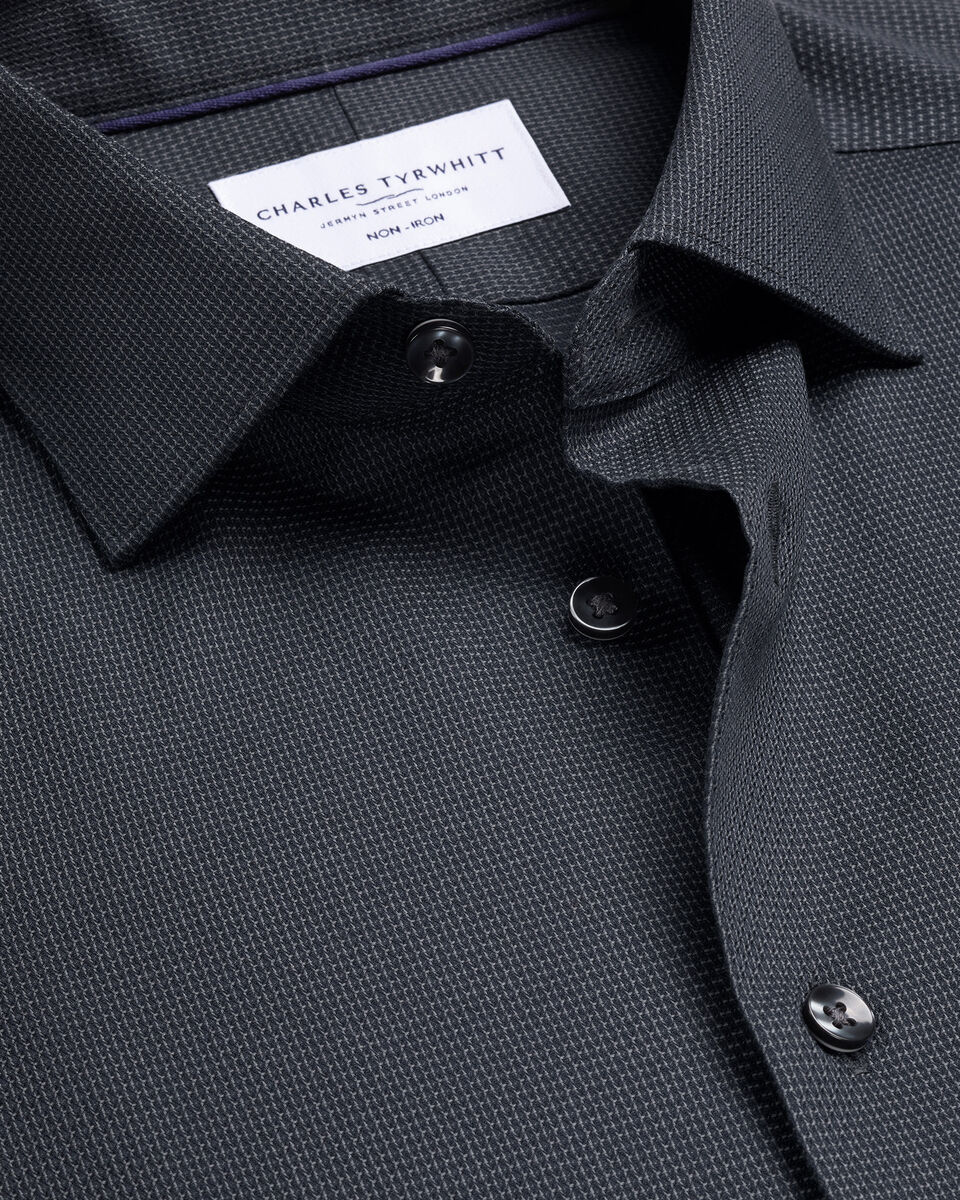 Charles Tyrwhitt Non-Iron Stretch Texture Shirt – Charcoal Grey