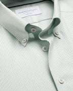Charles Tyrwhitt Non-Iron Stretch Pinpoint Oxford Shirt – Mid Green