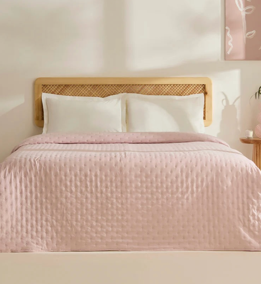 Karaca Home Breezy Bedspread – Powder Pink