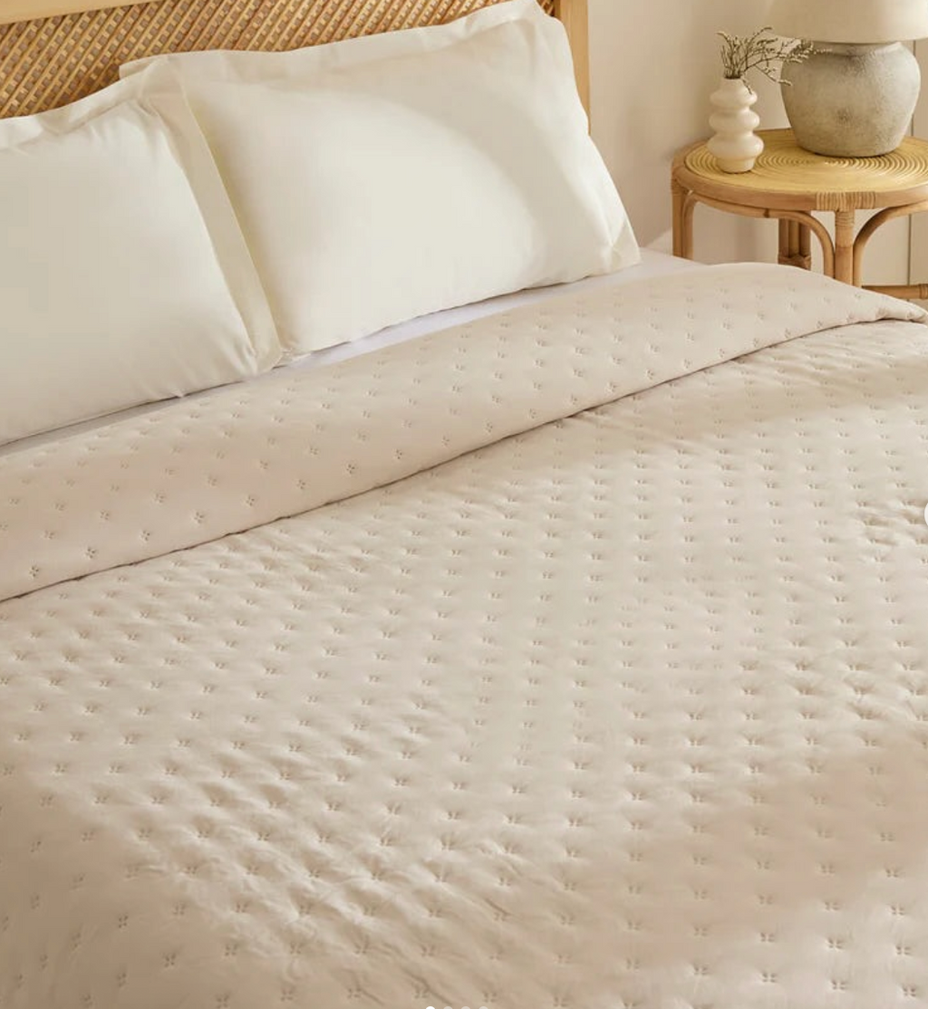 Karaca Home Breezy Bedspread – Beige