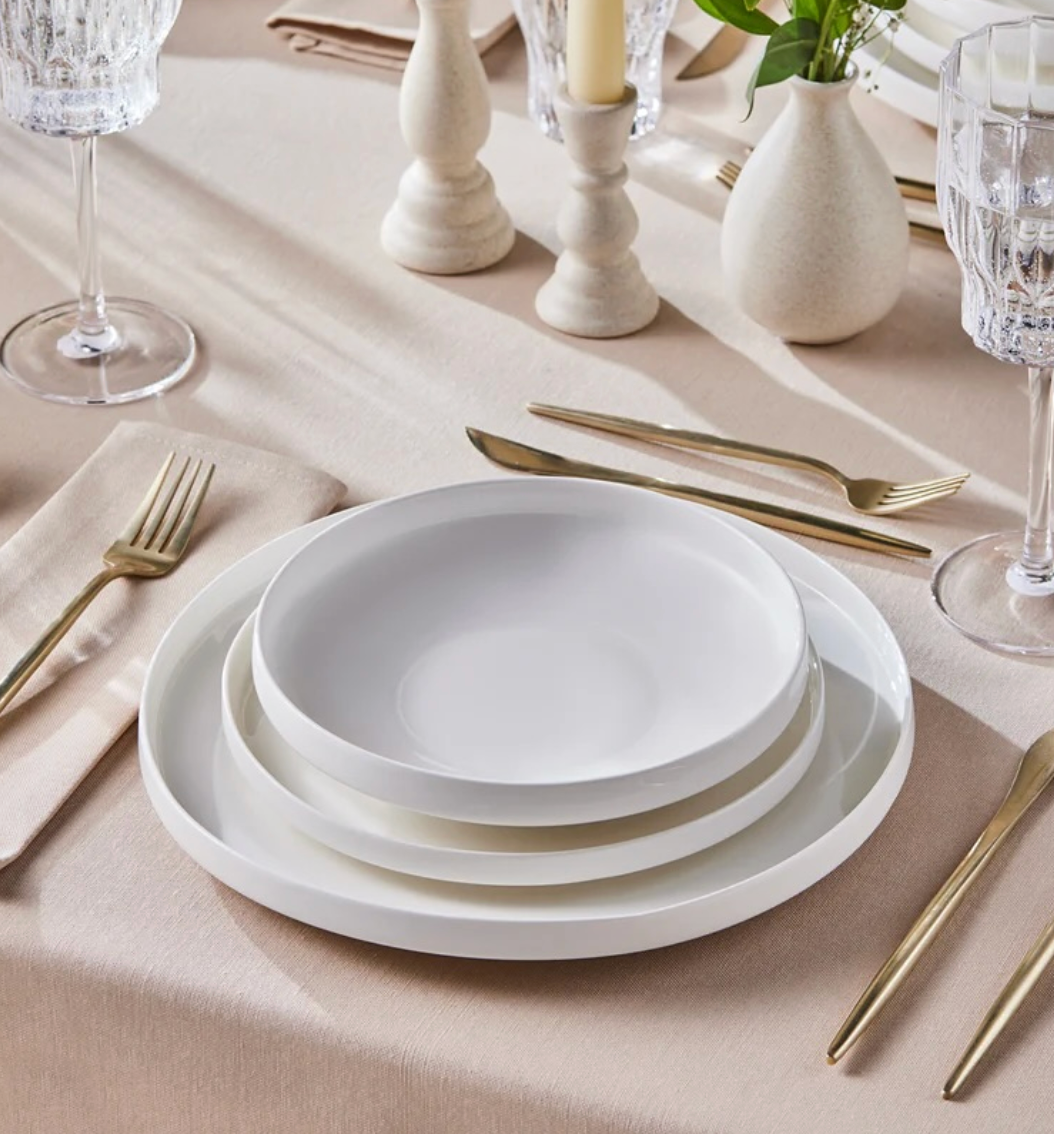 Karaca 24-Piece Dinner Set for 6 People – White