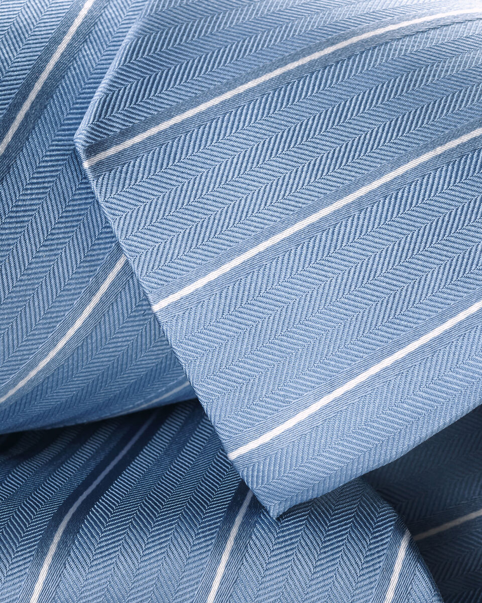 Charles Tyrwhitt Silk Stripe Tie - Sky Blue