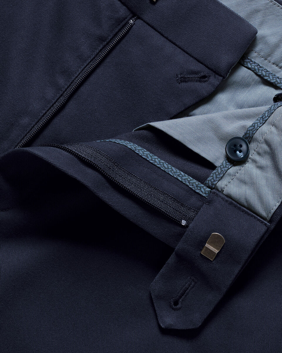 Charles Tyrwhitt Ultimate Non-Iron Chinos - Navy