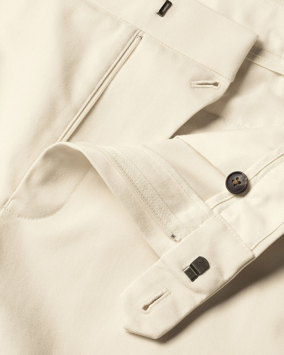 Charles Tyrwhitt Ultimate Non-Iron Chinos - Ivory