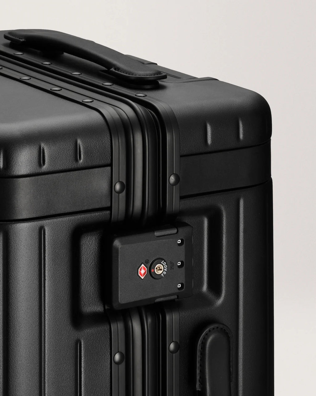 Carl Friedrik The Carry-on (Hybrid) - Black/Black