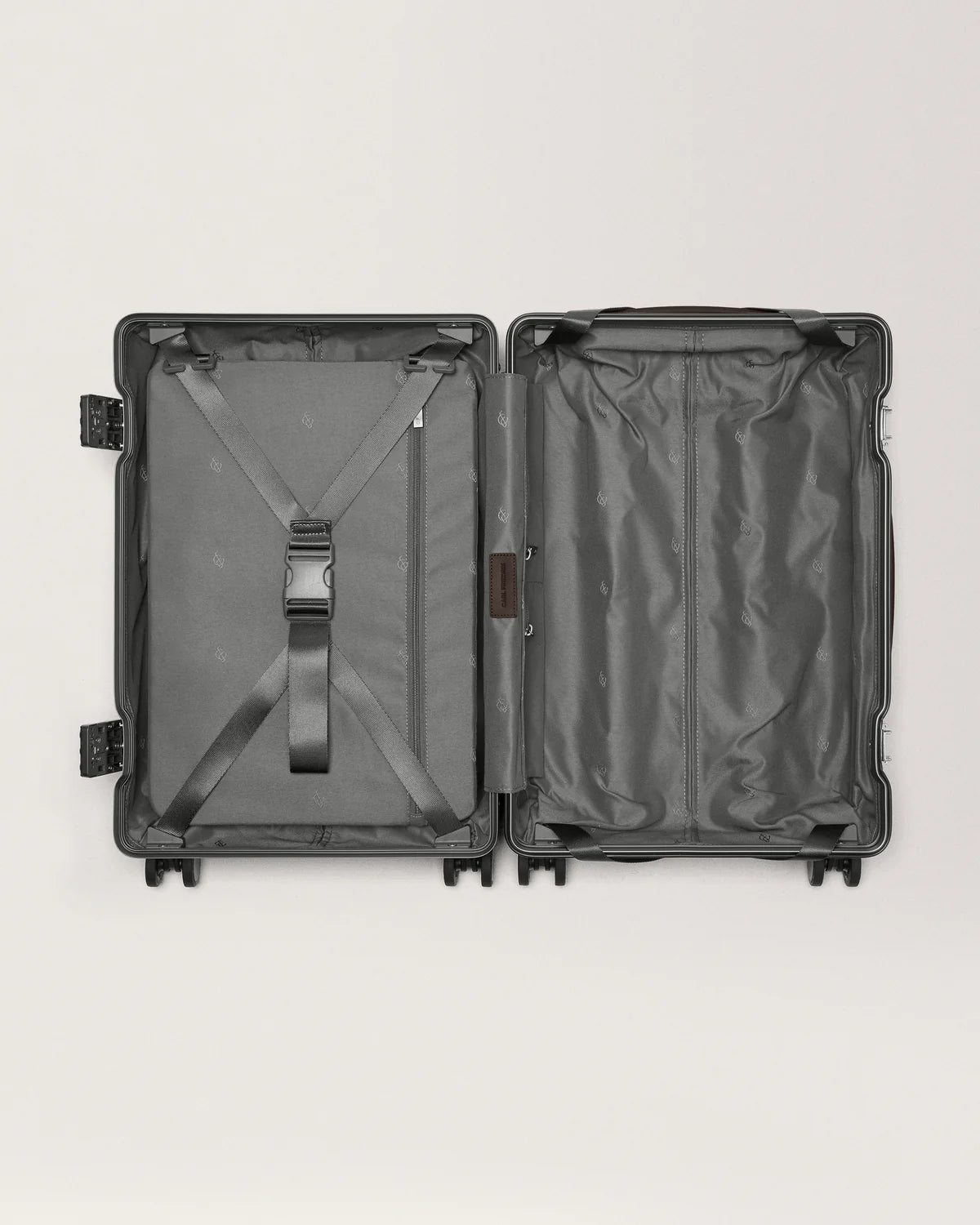 Carl Friedrik The Carry-on (Hybrid) - Chocolate/Chocolate