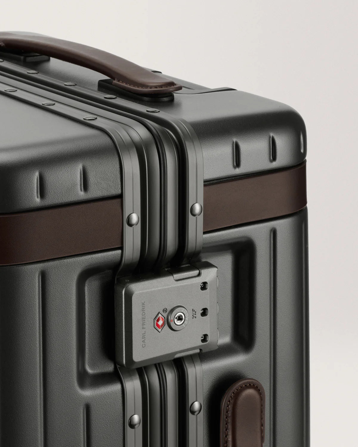 Carl Friedrik The Carry-on (Hybrid) - Grey/Chocolate