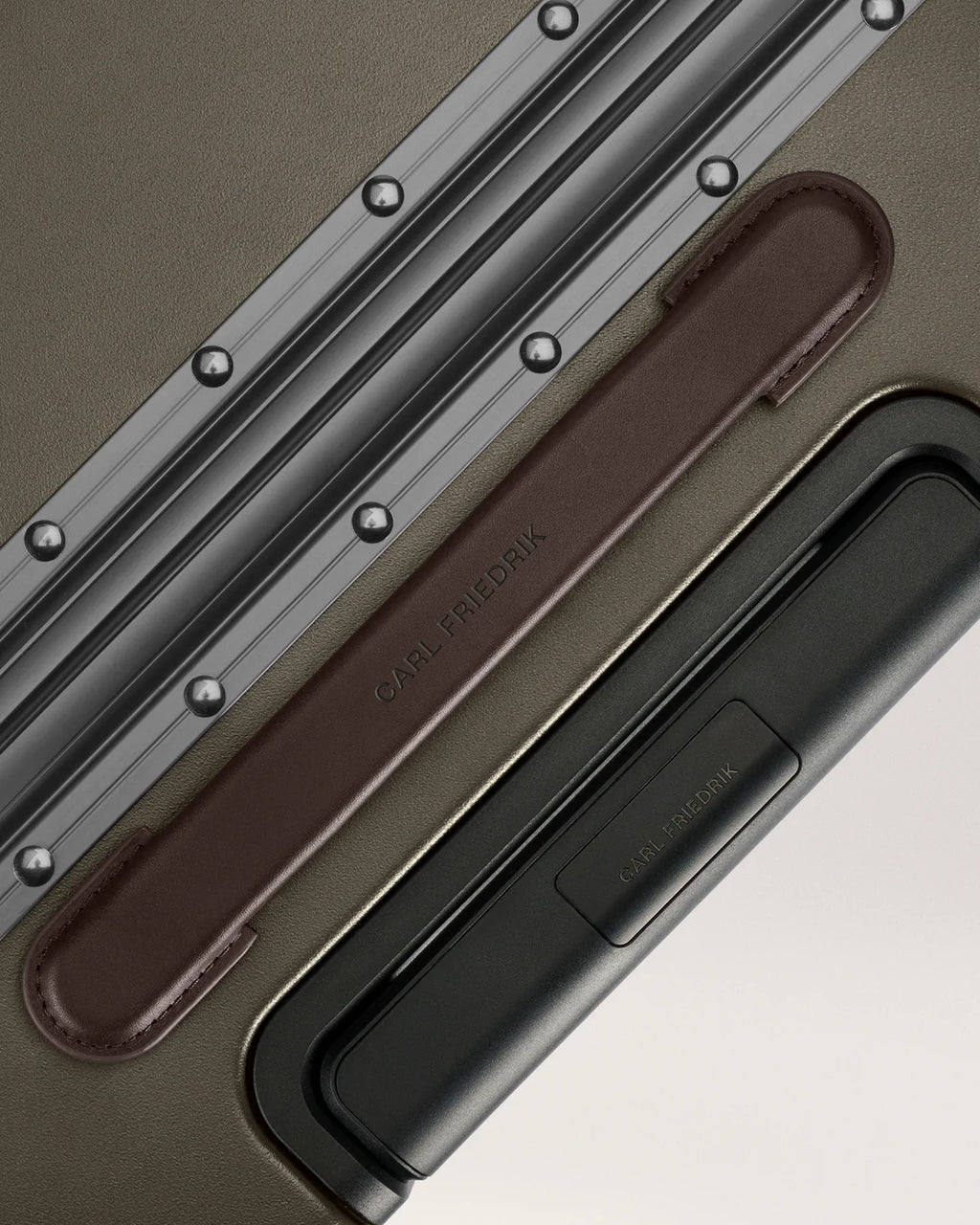 Carl Friedrik The Carry-on (Hybrid) - Dark Olive/Chocolate