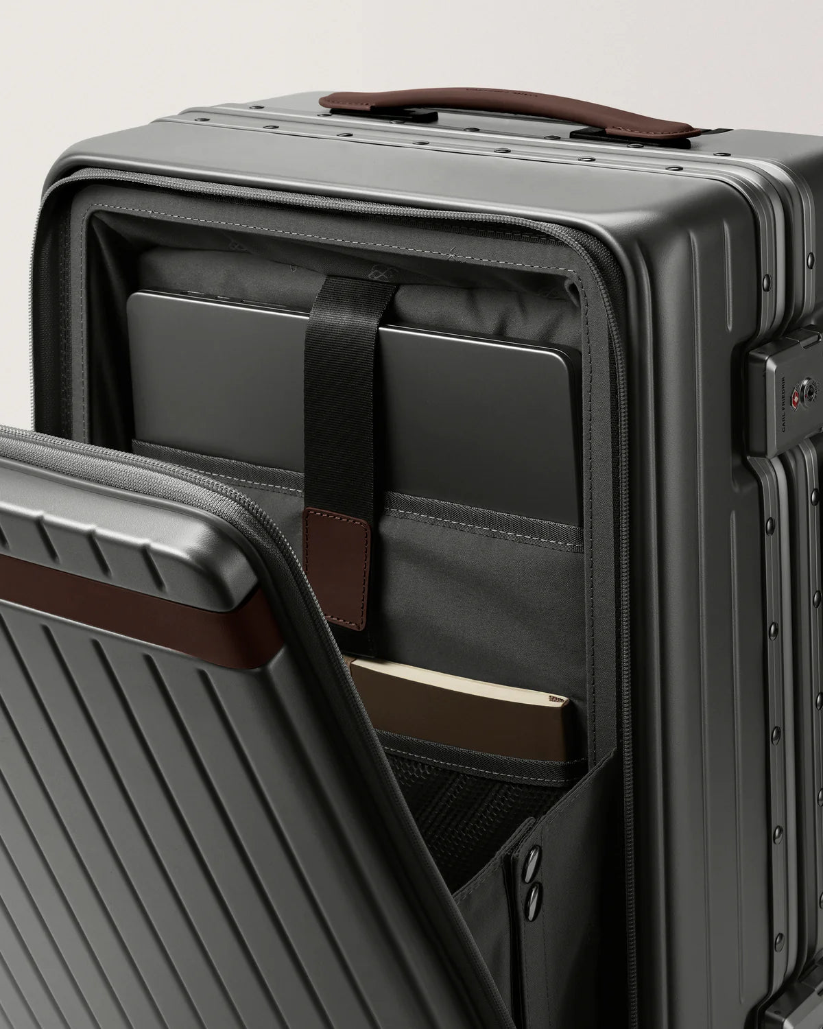 Carl Friedrik The Carry-on X (Hybrid) - Grey/Chocolate