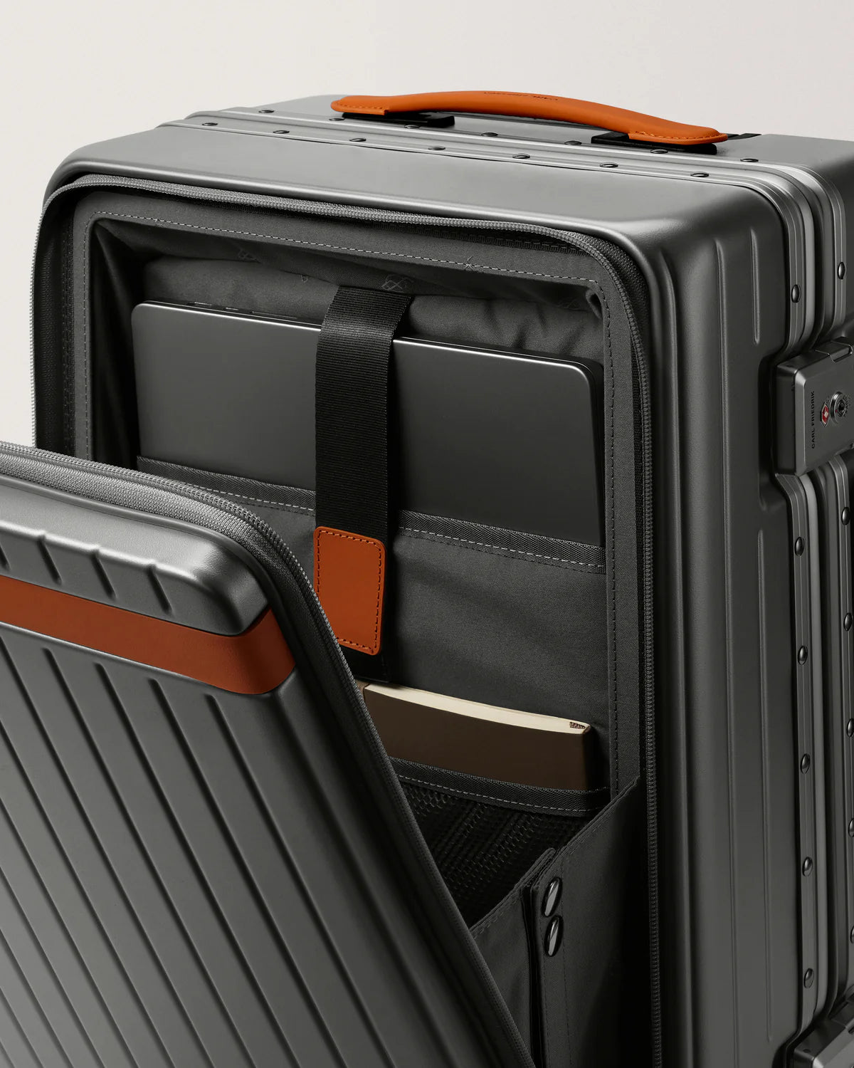 Carl Friedrik The Carry-on X (Hybrid) - Grey/Cognac