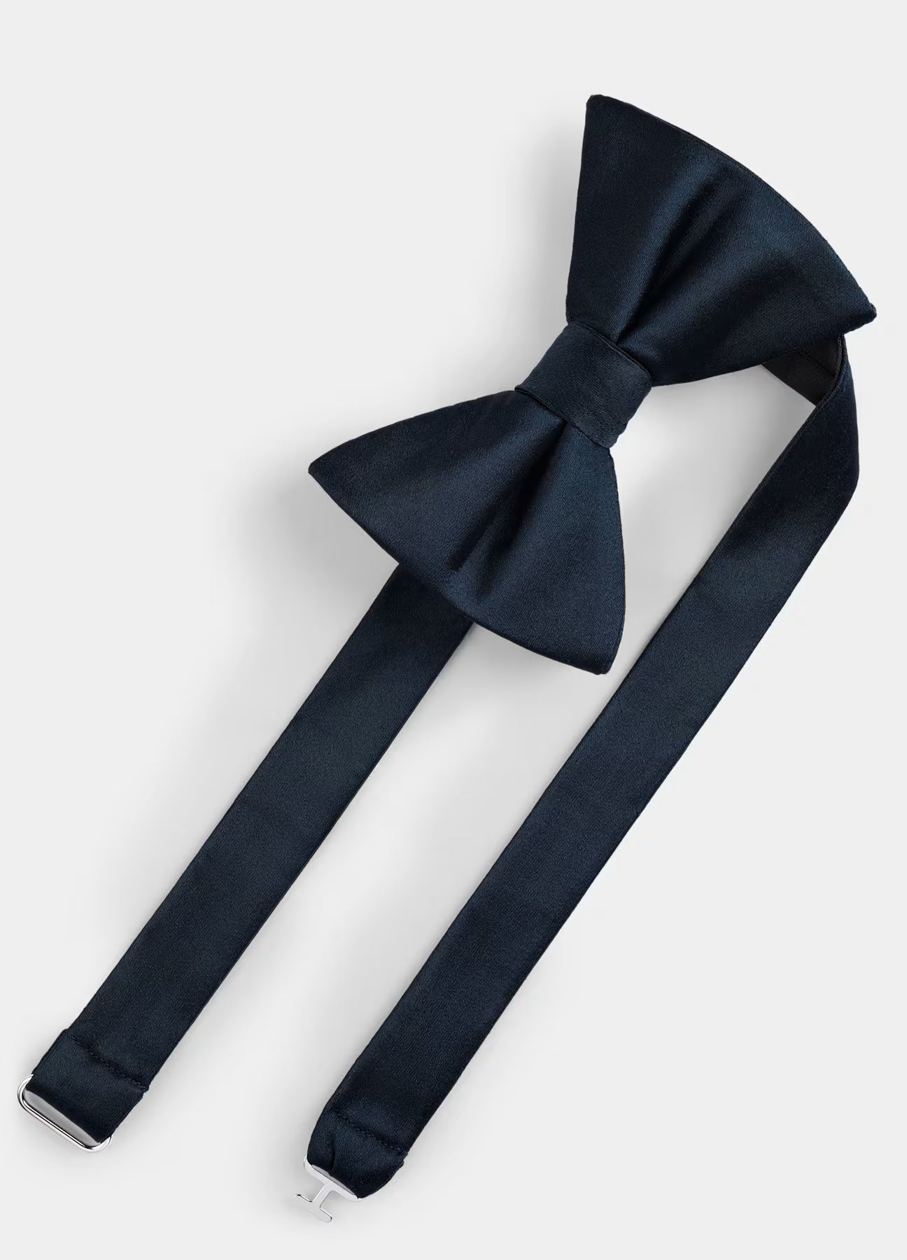 SUITSUPPLY Navy Pre-Tied Bow Tie – Pure Silk