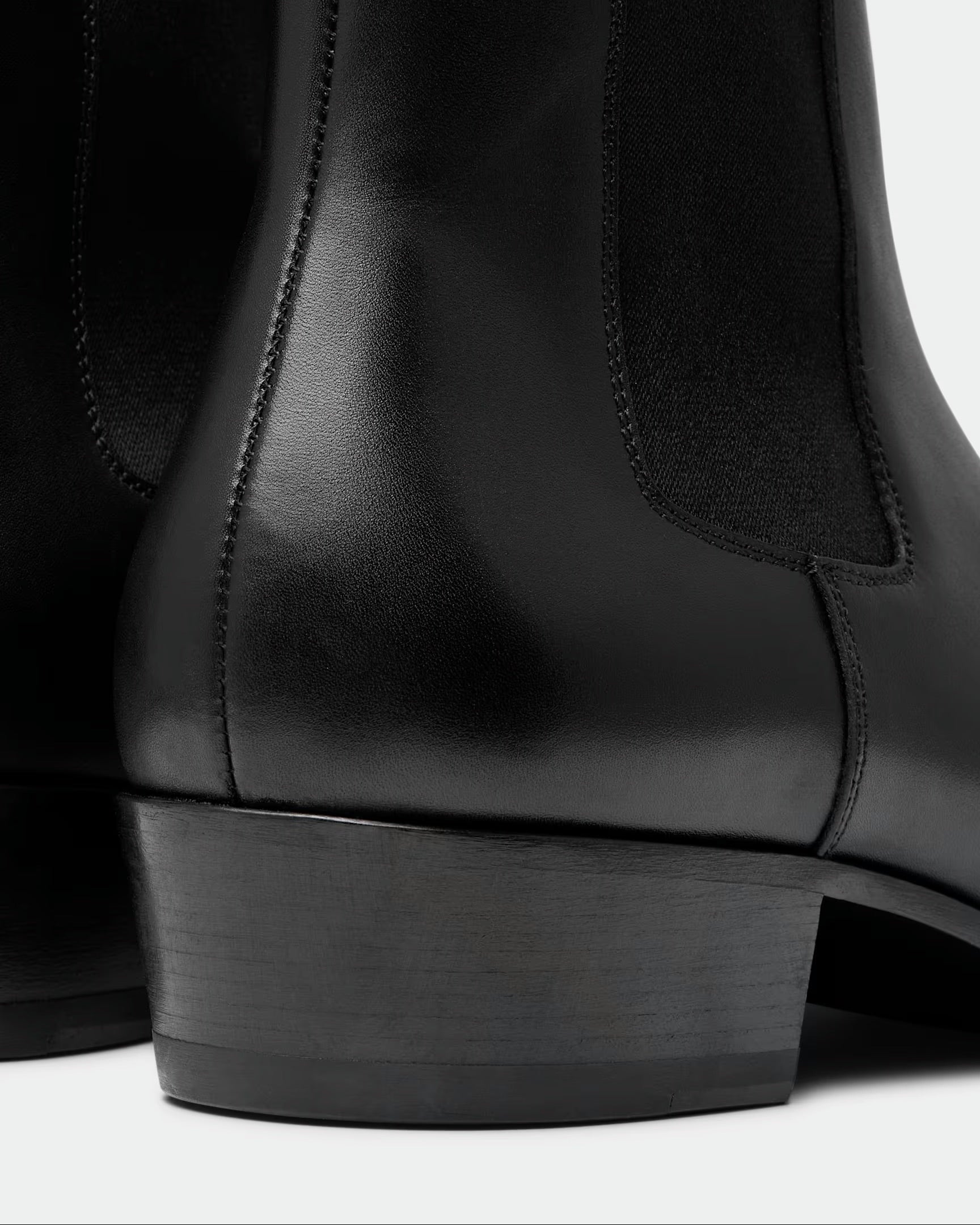 SUITSUPPLY Black Leather Chelsea Boots