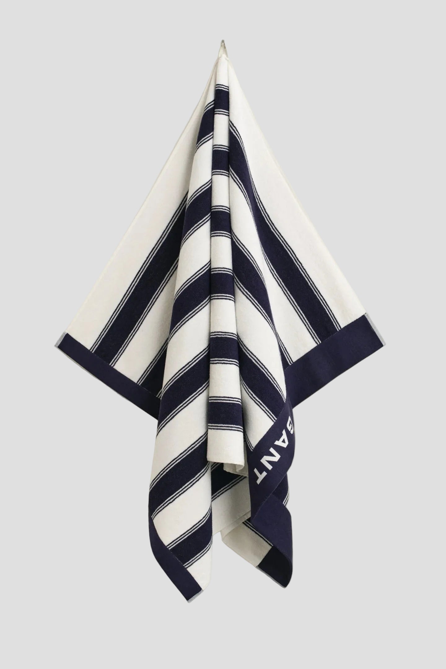 GANT Yacht Striped Beach Towel