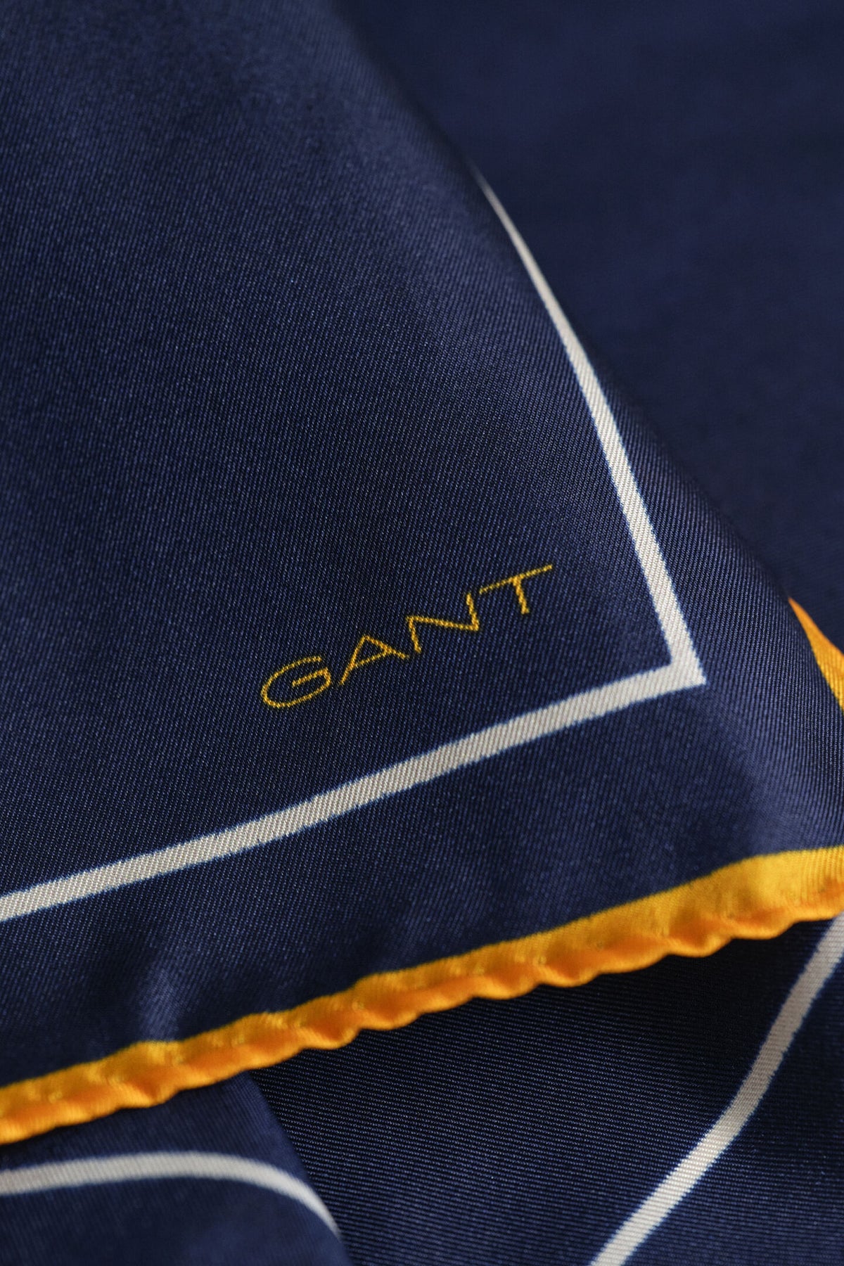GANT Classic Printed Pocket Square - Classic Blue