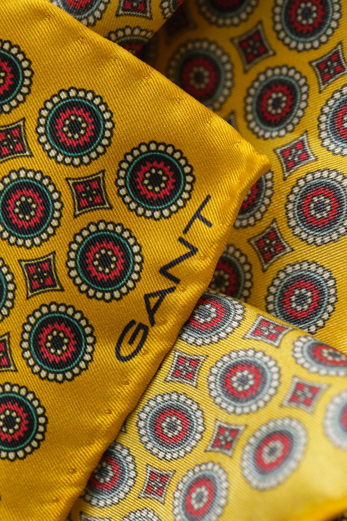 GANT Foulard Print Pocket Square - Sunset Gold