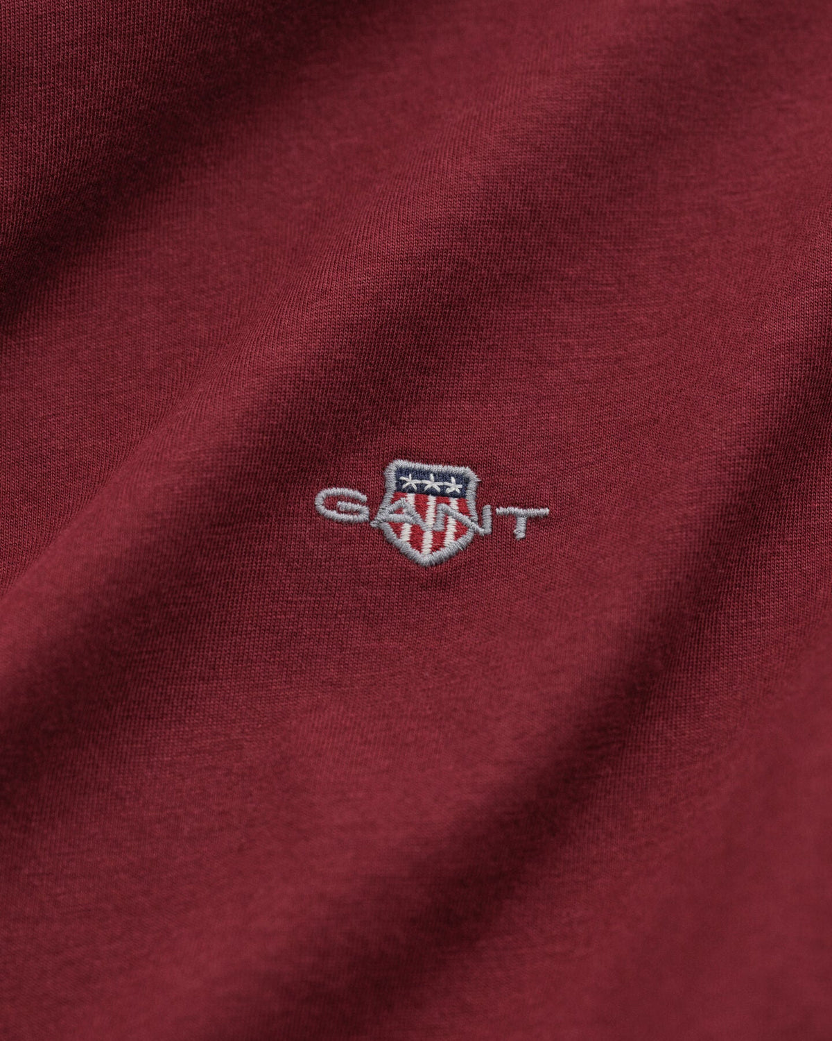 GANT Regular Shield T-Shirt - Deep Grape Wine
